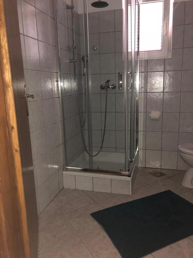 Apartment Antonija Повіле Екстер'єр фото